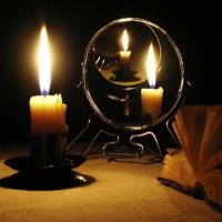Гадания на свече: на желание, на любовь, на будущее